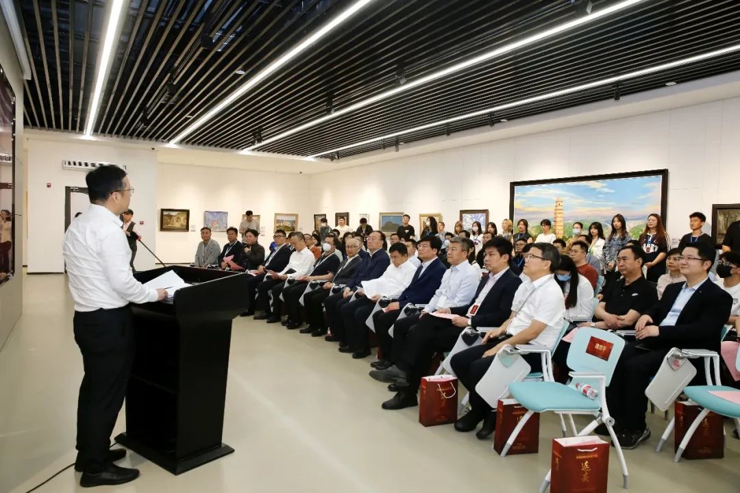 合影.jpg